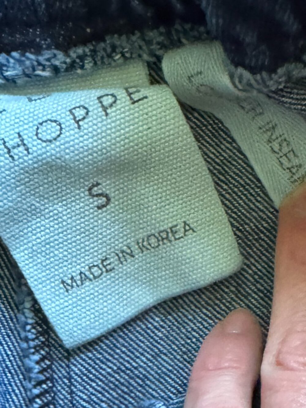 Le Bon Shoppe Long Arc Pants, Denim. Size Small - Picture 5 of 6